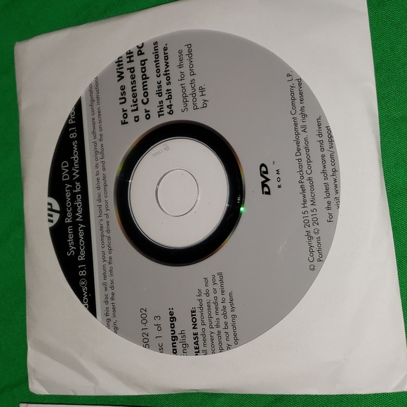 HP Compaq Windows 8 Recovery DVDs Sealed NWT - Picture 3 of 4